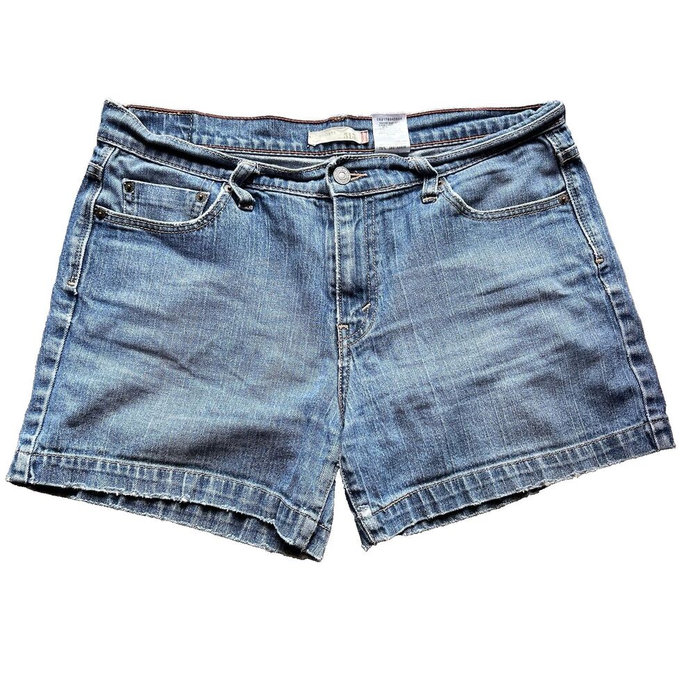 Levi's 515 Denim Blue Jean Bermuda Shorts Jorts Women's Size 12
